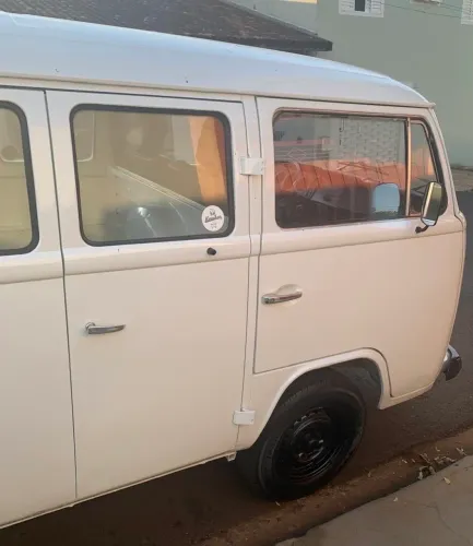 Volkswagen Kombi Standard/ Luxo/ Serie Prata 1994