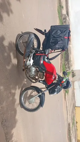 Vende-se moto
