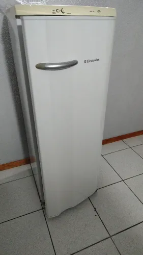Geladeira usada parou de funcionar