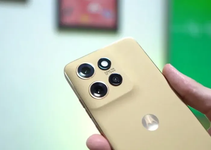 Moto Edge 60 Neo 256GB - Apenas 2 meses de uso - Aceito troca com volta