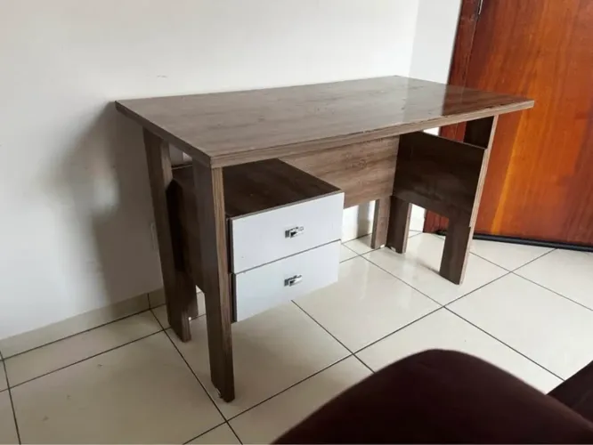 Escrivaninha 2 gavetas Movelbento MSM423