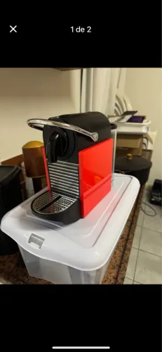 Cafeteira Nespresso Inissia C40 Aut Vermelha Seminova