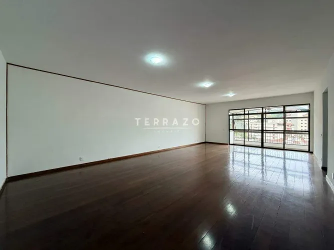 Apartamento para aluguel, 4 quartos, 2 suítes, 2 vagas, Agriões - Teresópolis/RJ