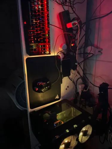 PC Game Mini ITX Compacto Core 2 Quad + EVGA Hadron Air + GTX 750 Ti + Periféricos Razer
