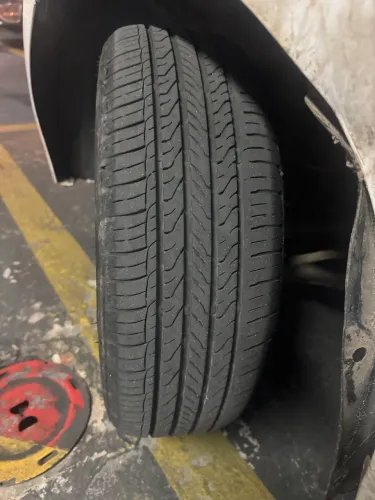VENDO OU TROCO PNEUS 165/60 14