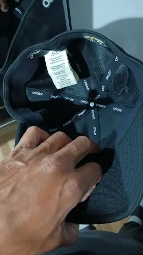 Boné Oakley