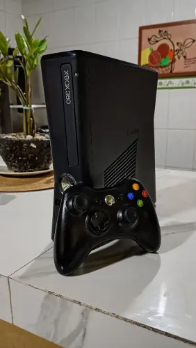 Xbox 360 slim a venda!