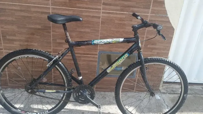 Bicicleta em boas condições
