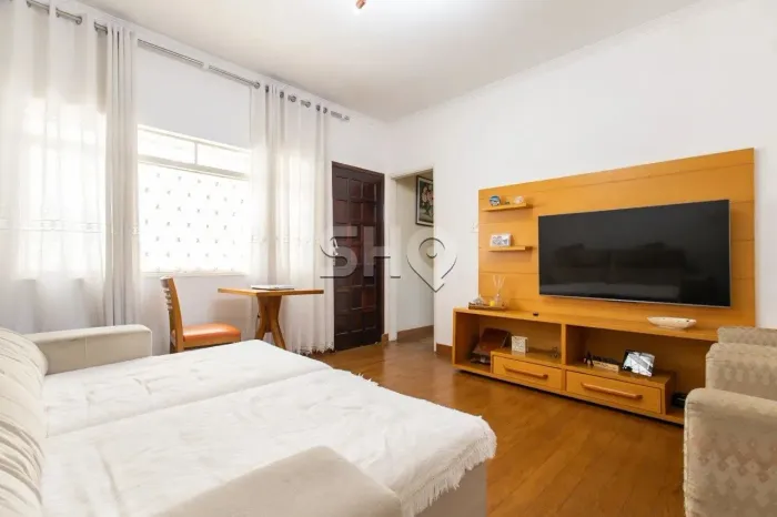 Duas casas individuais, com 2 dormitórios cada, na Vila Madalena