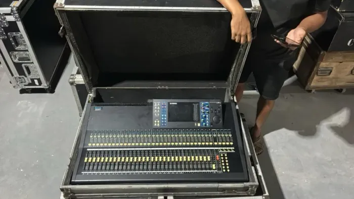 Mesa de som digital Yamaha LS9 - Ótimo estado de conservação - revisao Hayashidaa