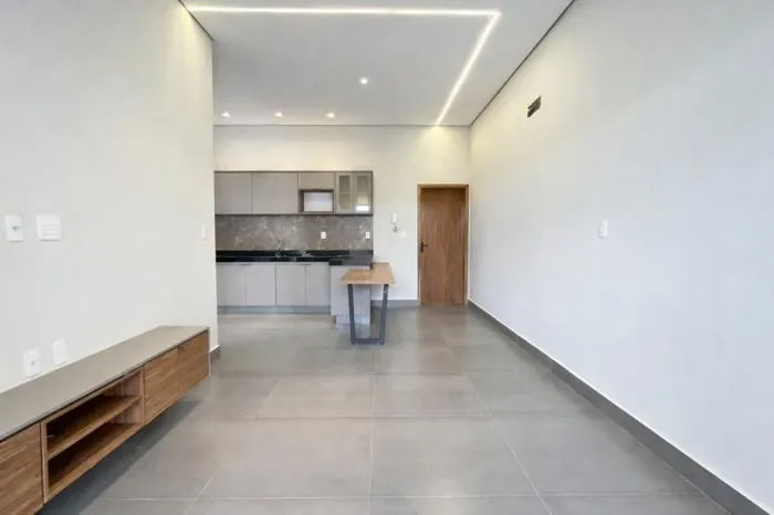 Linda casa em Bonfim com 3 quartos | Imobiliária Rosa e Rangel