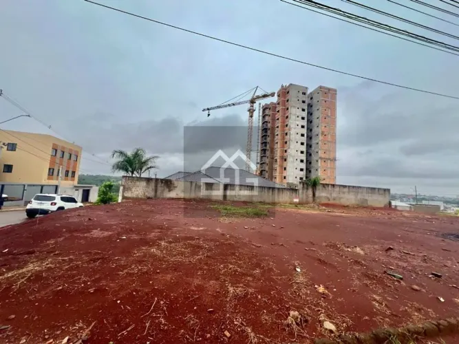 Terreno à venda, 525 m² por R$ 530.000 - Santo Inácio - Cascavel/PR