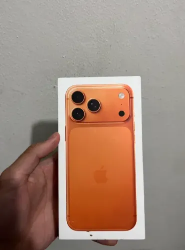 Iphone 17 Pro Max 256gb Laranja, Particular, Usado por 10 dias apenas - Trocas