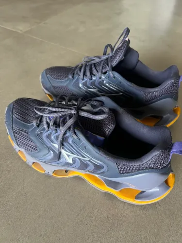 Mizuno Wave Prophecy 14S