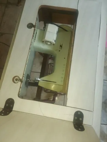 Gabinete mesa Completo Para Máquina De Costura com pedal