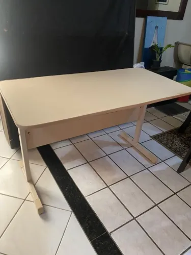 Mesa de escritório - Ótimo estado