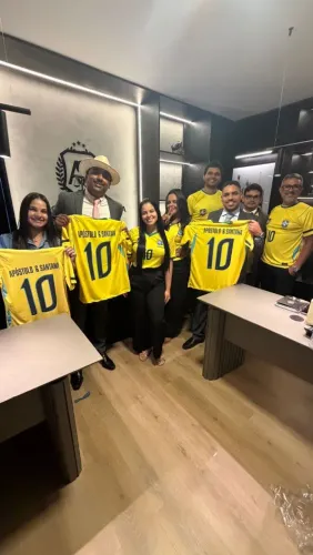 Camisas do Brasil personalizada com seu nome e número desejado 