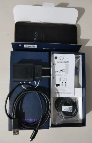 Moto one 128G, 4G Ram - excelente estado