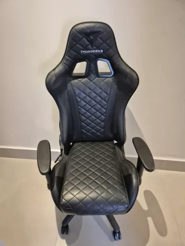 Cadeira Gamer Profissional TGC12 Preta ThunderX3