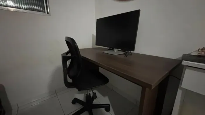 MESA DE COMPUTADOR