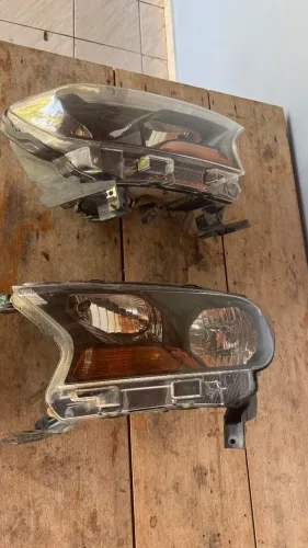 Farois originais ranger 2021
