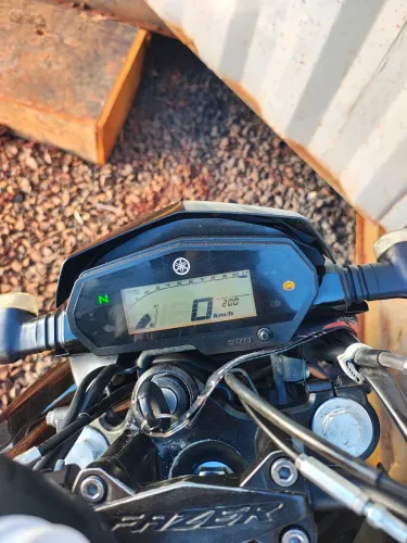 Vendo ou troco moto em ótimo estado de conservação 
