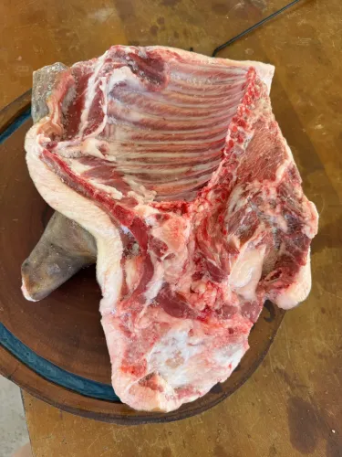 Banha de Porco e Pernil de Porco Caipira com costela