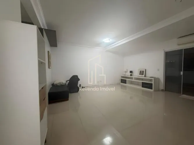 Casa de Condomínio com 3 Suítes e 4 Vagas ? Portal do Morumbi