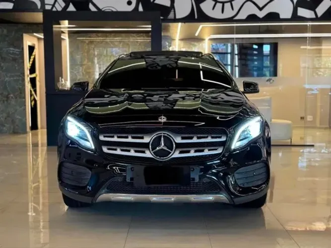 Mercedes-Benz GLA 250 Sport 2.0 TB 16V 4X2 211cv Aut. 2018