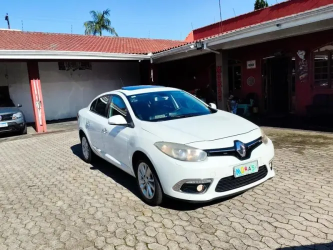 Renault Fluence Sedan Privilège 2.0 16V Flex AUT 2016
