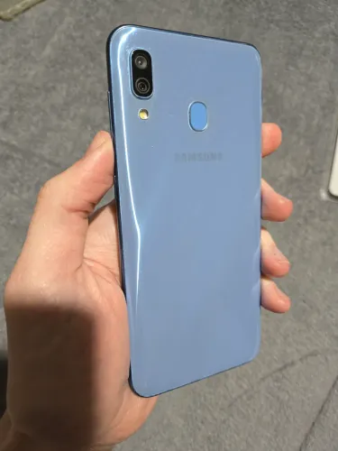 Samsung a30