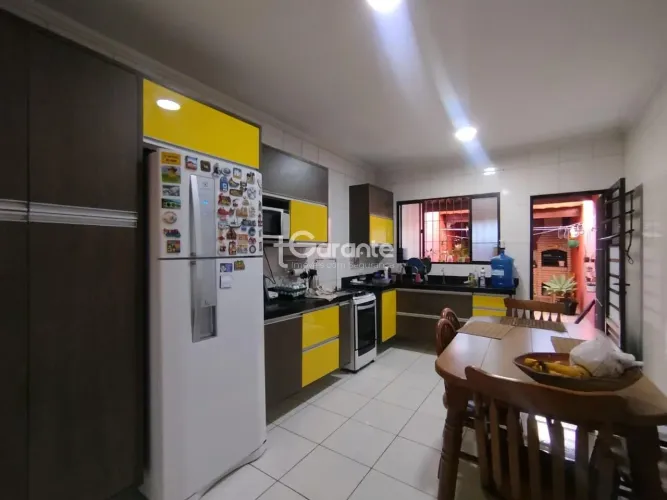 Sobrado na Guilhermina Esperança | 127 m² de conforto e modernidade!