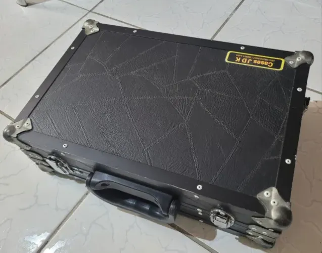 Hard Case pedalboard para pedais 40x25x7cm JDK