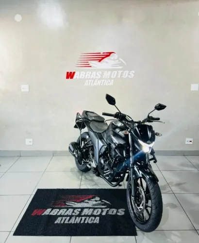 YAMAHA FZ 25 FAZER