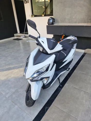 Vendo Moto Elite