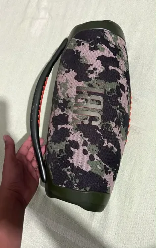 Vendo JBL BOOMBOX 3 camuflada