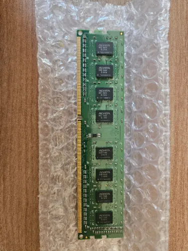 Memória RAM ADATA 2GB DDR3 1333MHz para Desktop