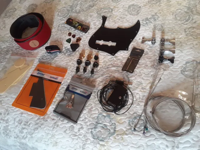 Acessórios para Guitarra / Baixo e Violão. 