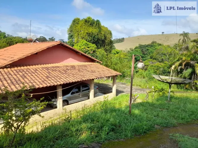 Casa para Venda em Brumadinho, Casinhas, 3 dormitórios, 1 banheiro