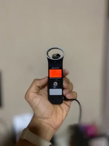 Gravador Zoom H1 (funcionando com ressalvas, leia a descrição)