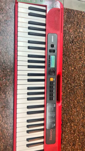 Teclado Casio CT-S200