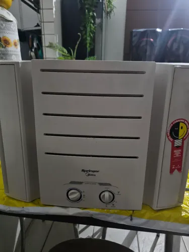 Ar Condicionado SEMI NOVO Springer