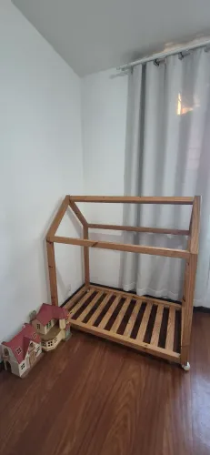 Cama casinha infantil de madeira
