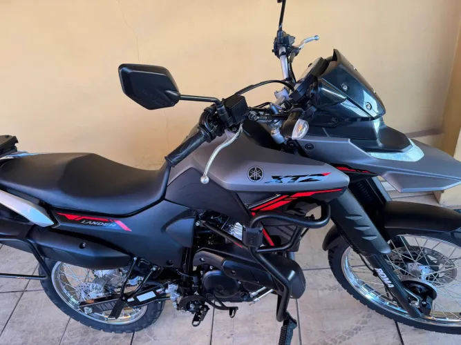 Yamaha Lander 250 Connected 2025 - Impecável 