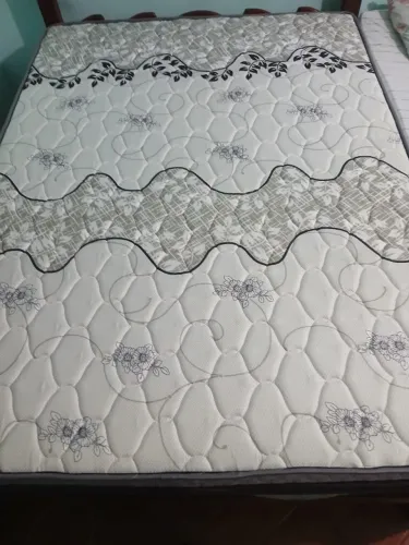 Colchão ortopédico casal semi novo 