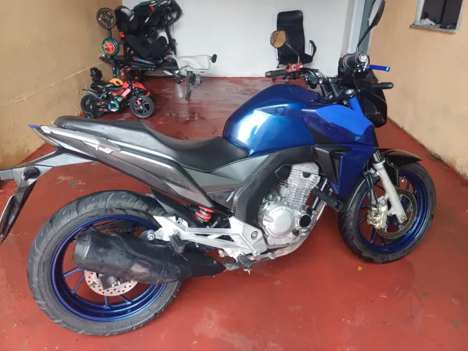 Vende-se