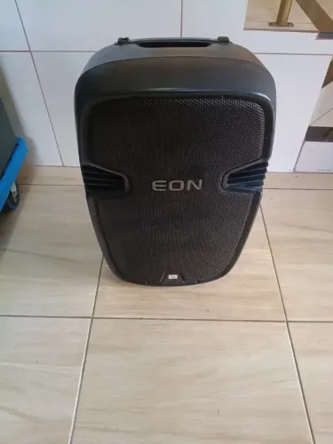 JBL EON 515 Made in USA -  Parcelo 10x no cartão !