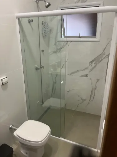 CASA EM CONDOMÍNIO