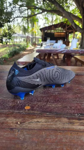 Chuteira phantom Nike Nunca usada