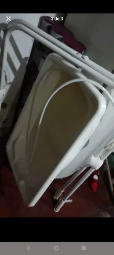 Cadeirinha e banheira de bebe